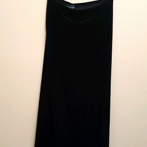 Long black velvet skirt